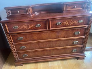 Cómoda Vintage Madera con Espejo.

