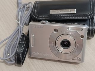 Sony Cyber-shot DSC-W30 Plata