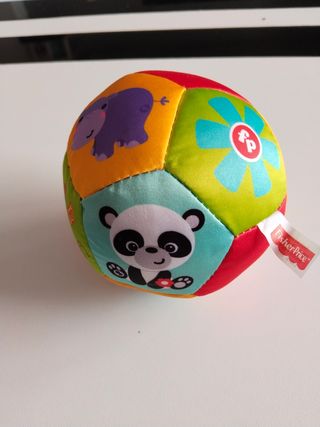 Pelota infantil Fisher-Price con animales