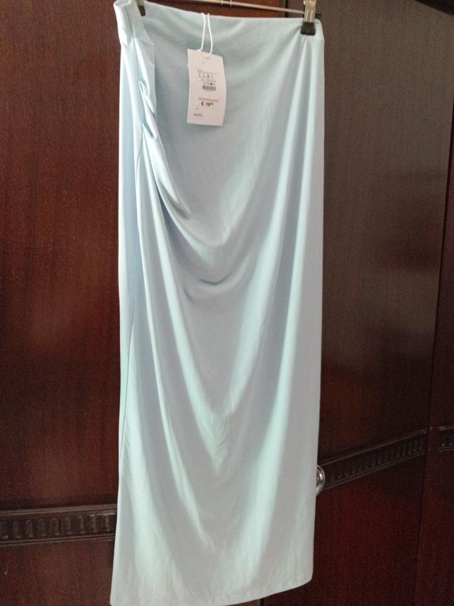 Falda azul celeste nueva