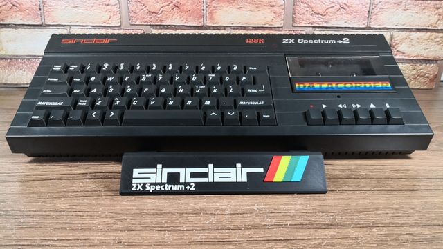 Expositor Sinclair Spectrum +2