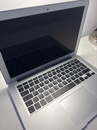 Macbook Air 13' 2018 Plata