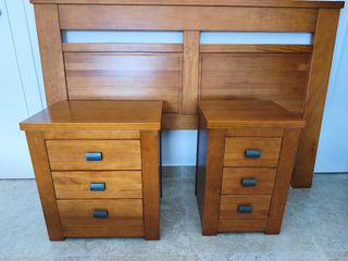 Cabecero de madera maciza color nogal