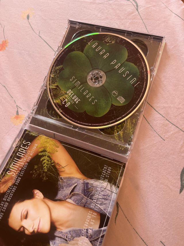 Laura Pausini Similares Deluxe CD+DVD