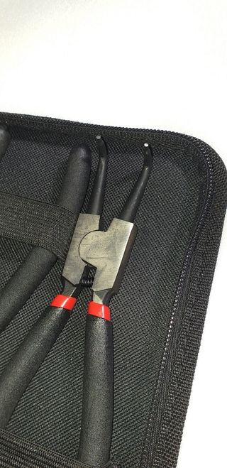 Juego de 4 Alicates de Puntas Profesionales