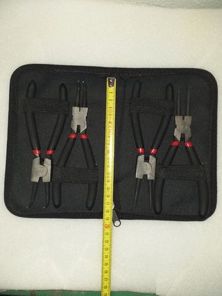 Juego de 4 Alicates de Puntas Profesionales