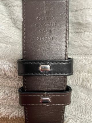 Cinturón Gucci reversible negro/marrón