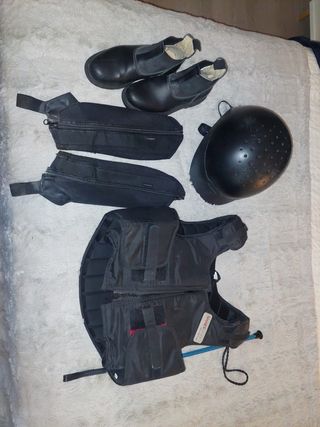 Equipo Hípica Completo: Chaleco, Casco,Botas etc..