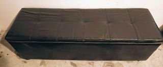 Cassapanca in similpelle nera