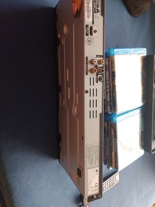 Reproductor Blu-ray LG + 21 películas