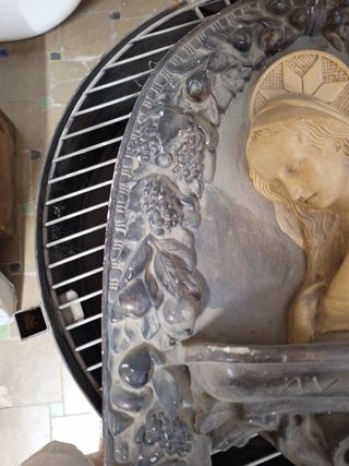 Escultura Virgen María para colgar