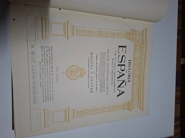 Historia de España y de los pueblos de america