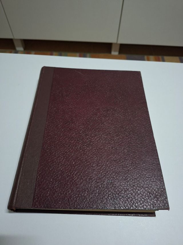 Historia de España y de los pueblos de america