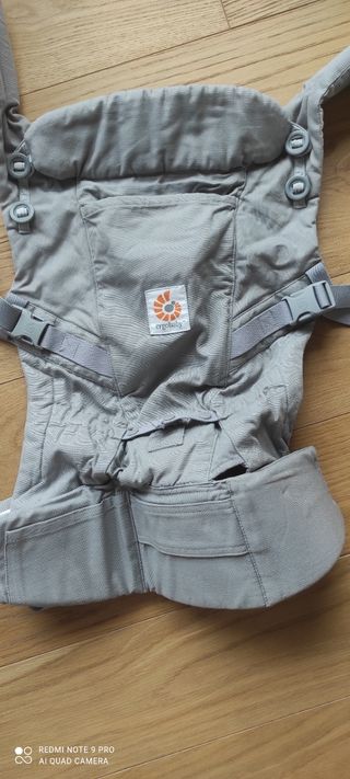 Portabebés Ergobaby Adapt 3 Posiciones Gris