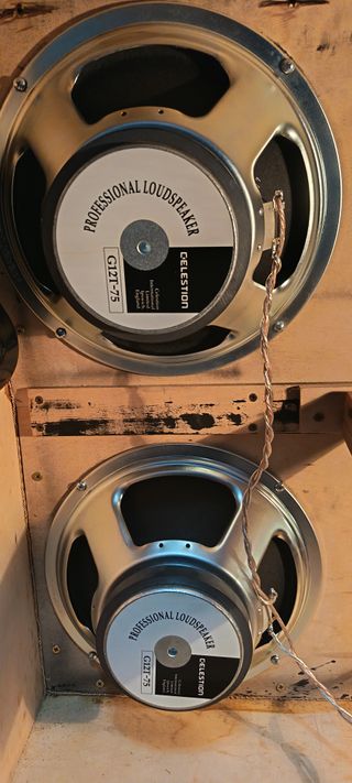 Amplificador Marshall JCM 800 + Pantalla