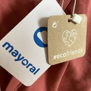 Mono coral Mayoral