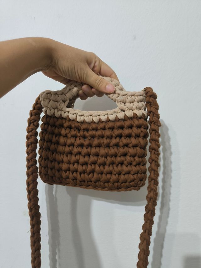 Borsetta fatta a mano