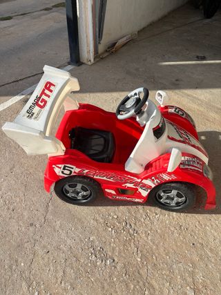 Coche eléctrico infantil Feber