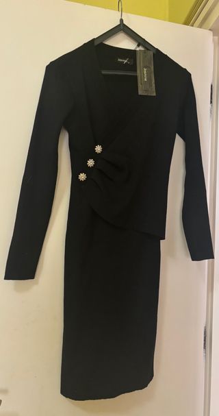 Vestido negro invierno talla única sin estrenar