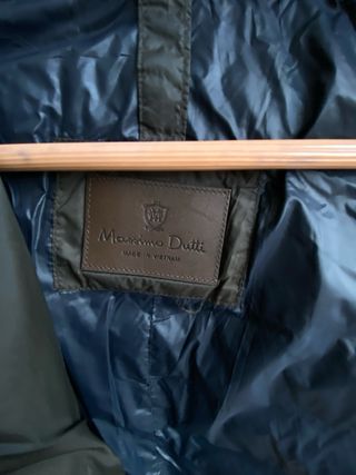 Trench plumífero verde oliva
