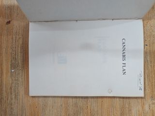 Cannabis flan. Novela + poster promocional