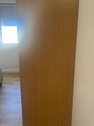 Cómoda de dormitorio de madera con cajones de DM