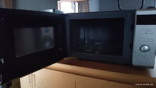 Microondas Ansonic pequeño