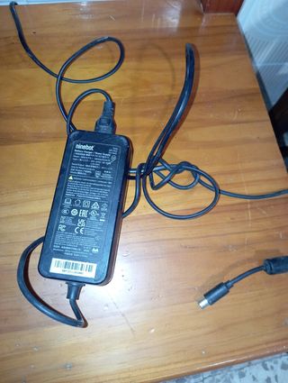 Cargador Patinete Eléctrico