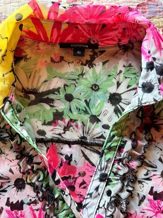 Camisa Multicolor Floral Talla L