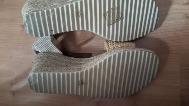 Sandalias esparto beige y marrón talla 37