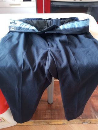 Traje azul marino Formula Joven talla 38