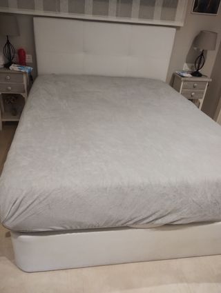 Sabana bajera afelpada gris