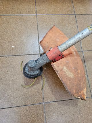 Desbrozadora Gasolina 4 en 1 caja y complementos