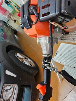 Desbrozadora Gasolina 4 en 1 caja y complementos