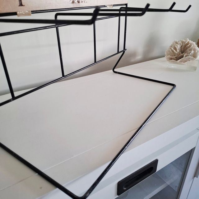 Expositor metálico negro