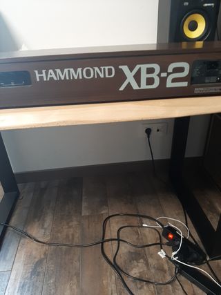 Organo Hammond XB2