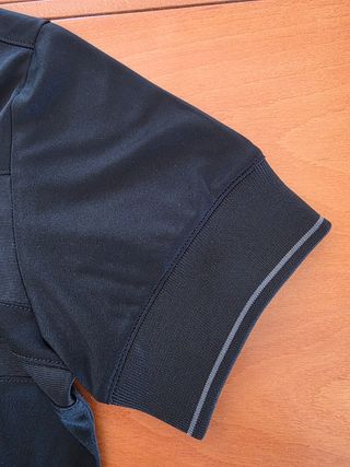 Maglietta Nike nera taglia 12-13 anni