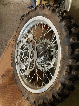 Rueda Trasera de moto de250cc o pitBike  Nueva
