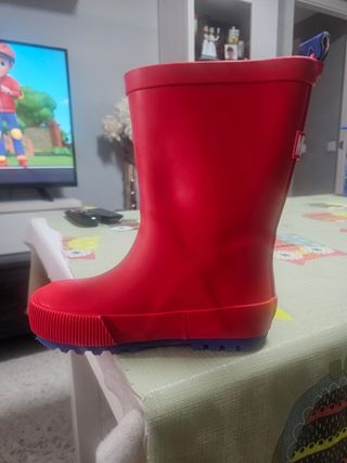 Botas de agua Spiderman rojas