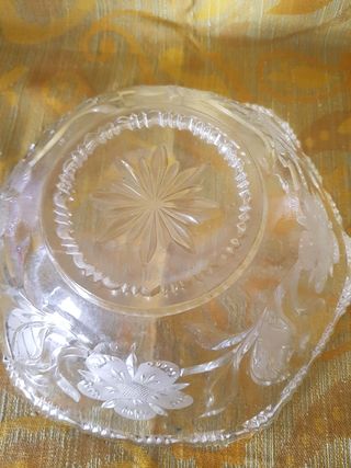 Frutero de cristal tallado