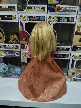 Muñeca Barbie Princesa de Inglaterra 2003