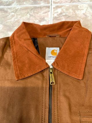 Chaqueta Carhartt Detroit Rework  Talla L. Camel