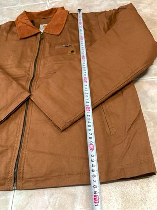 Chaqueta Carhartt Detroit Rework  Talla L. Camel