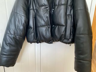 Plumas Zara Negro Talla M