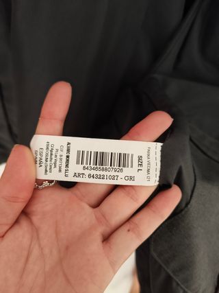 Chaquetón Álvaro Moreno Gris. Talla L.