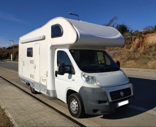 Autocaravana ELNAGH, con literas, A/C