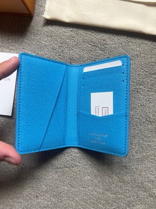 Cartera Louis Vuitton Azul