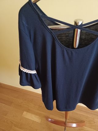 Blusa azul Encuentro con detalles dorados