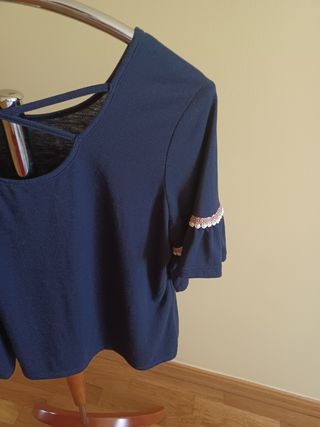 Blusa azul Encuentro con detalles dorados