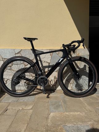 Bicicleta 3T Explore RaceMax Negra